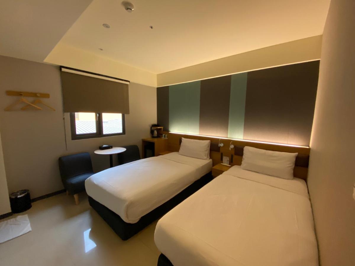 Fu Kuang Hotel Pingtung Zewnętrze zdjęcie